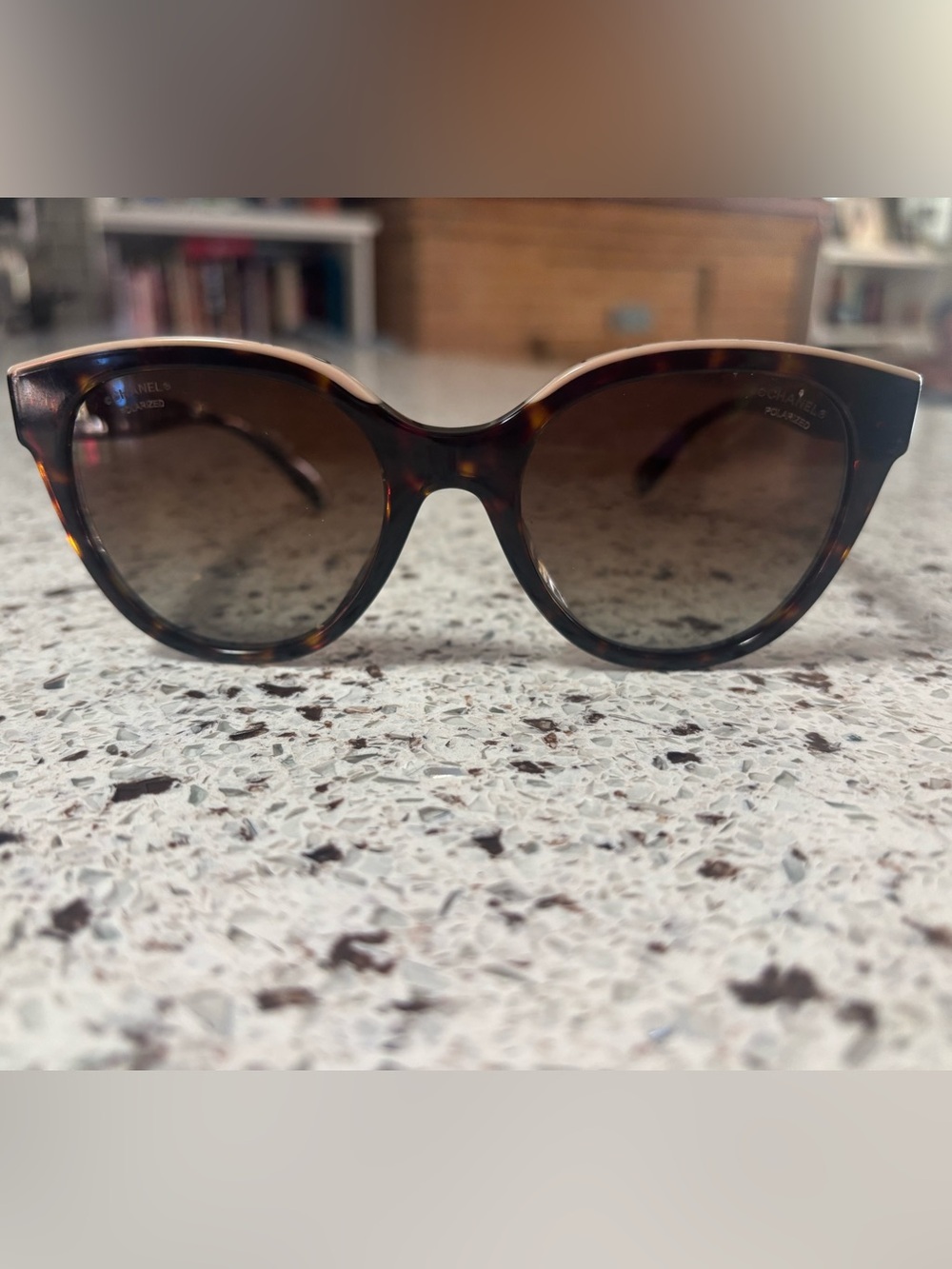 CHANEL Tortoiseshell Round Sunglasses with Brown Gradient Lenses